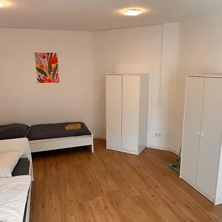 2 Mit Parkplatz Und Grill Fuer 3 Personen Appartement