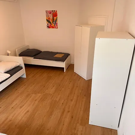 Appartement 2 Mit Parkplatz Und Grill Fuer 3 Personen *